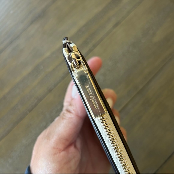 Kate Spade Spade Flower Zip Cardholder Wallet - Beige & Cream - Picture 9 of 12